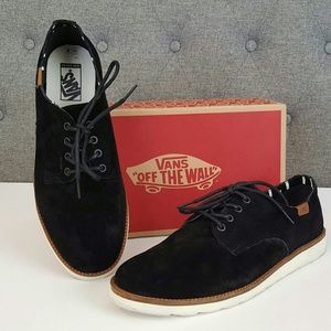 Desert Point Black Vans Size 10.5